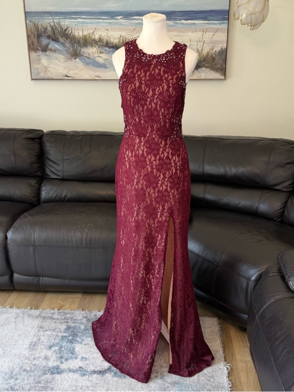 City Triangles Burgundy Lace Maxi Formal Gown Open Back Slit Beaded Appliqué M/L